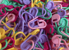 Mixed Coloured Plastic Stitch Holders